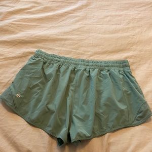 lululemon hotty hots 2.5